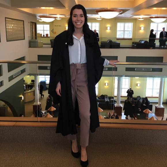 Meet your Posher, Emilie - Picture 1 of 1